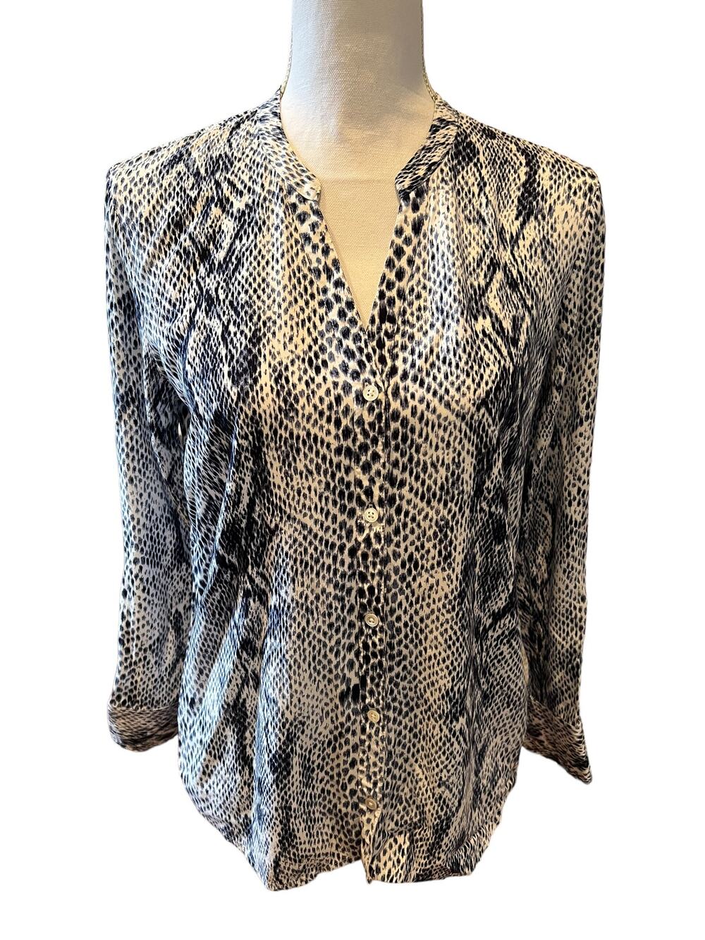 Soft by Joie Button Front Top Blue Snake Print XS